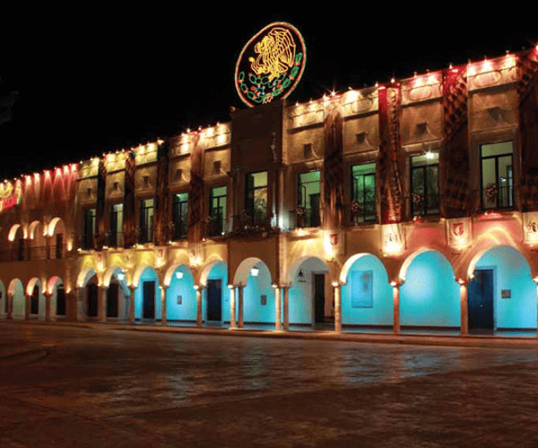 Traveliere Transfers - Cancun Airport Transportation